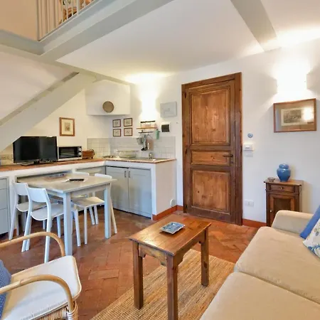 Agriturismo Croara Vecchia Bed & Breakfast *