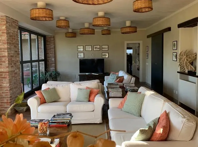 Agriturismo Croara Vecchia *